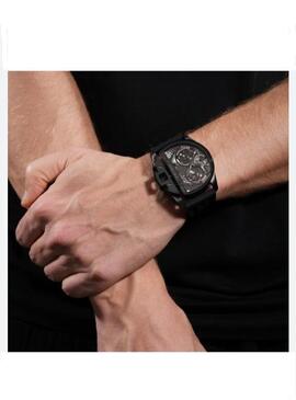 Reloj POLICE Daintree negro correa siicona esfera logo
