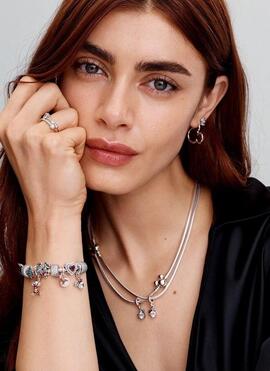 Charm PANDORA Colgante Silueta de Minnie Mouse