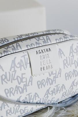 Bandolera AGATHA cuadrada blanca logos plata