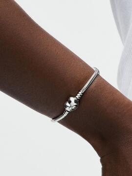 Pulsera PANDORA Cadena de Serpiente y Corazón de Moments