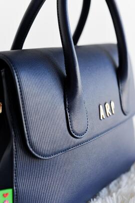 Bolso AGATHA piel solapa azul