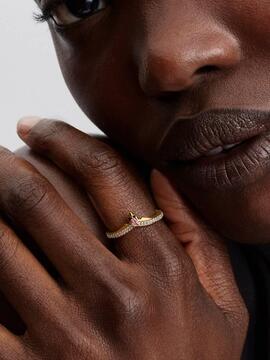 Anillo PANDORA shine  princesa Aurora