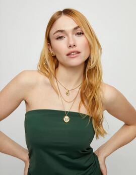 Collar UNO DE 50  dorado varias hebras con un ojo