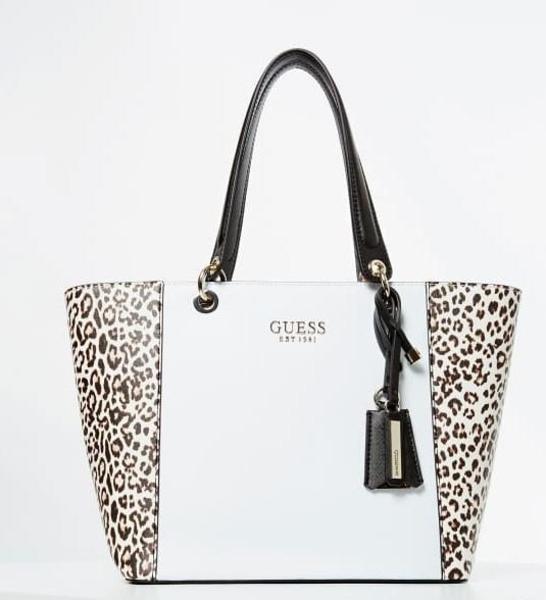 Jugar con Admirable capitalismo Bolso GUESS Kamryn Animalier